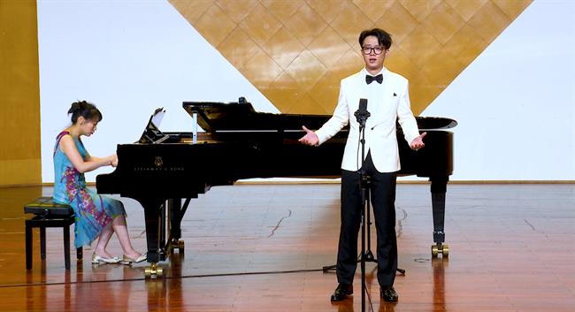 校園十佳歌手《故鄉(xiāng)》.png 校園十佳歌手《故鄉(xiāng)》.png