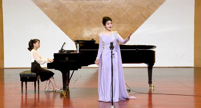 校園十佳歌手《對鳥》.png 校園十佳歌手《對鳥》.png